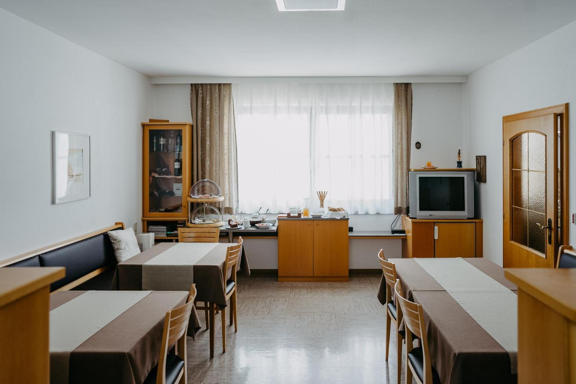 Winzerhof Michael Gartner Bed & Breakfast อิลมิทซ์ ภายนอก รูปภาพ